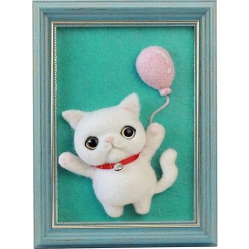 Needle Felting Kits for Beginners Cat with Frame, Felting Mat, Felting Needles, Finger Guards, Instructions, DIY Craft (Green)