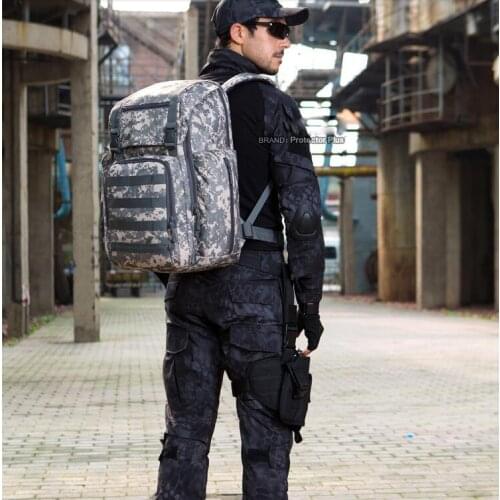 Europe POP Men bags Capacity 40L multi-function tactical backpack outdoor climbing package laptop bag Shoes warehouse backpacK