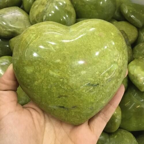 Natural Green Opal Crystal Stone Carved Heart Ornaments For Decoration