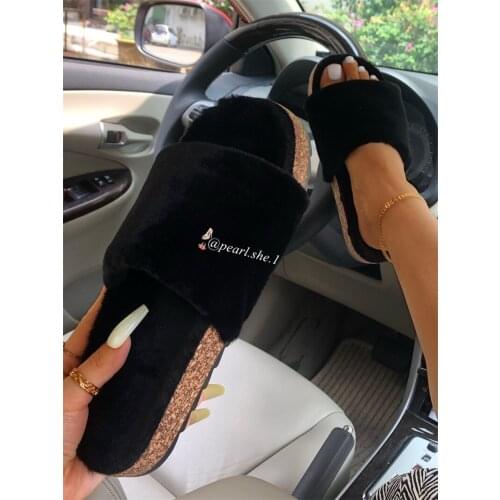 2021 New Women Designer Faux Fox fur slippers Outside shoes designer slippers famous brands Comfortable Faux Fox fur Winter slip