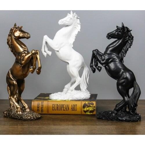 New Arrival Nostalgic Horse Statues Figurines Ornaments Horses Crafts Home Decoration Accessories Creative Business Wedding Gift