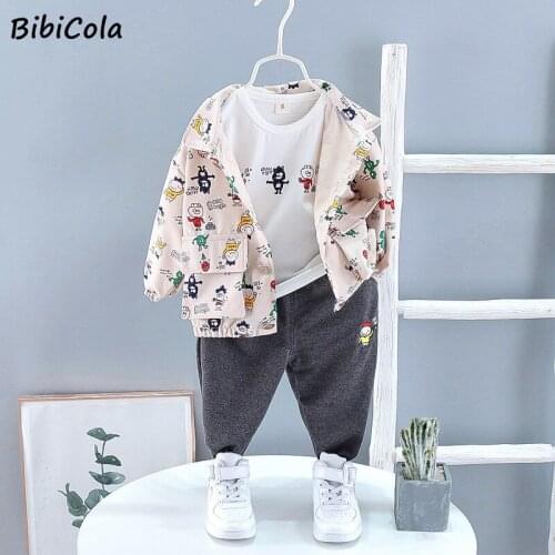 Baby boy clothes autumn cotton suit 0-4 years old boy cartoon Anime print hooded sweater casual sports baby three-piece suit