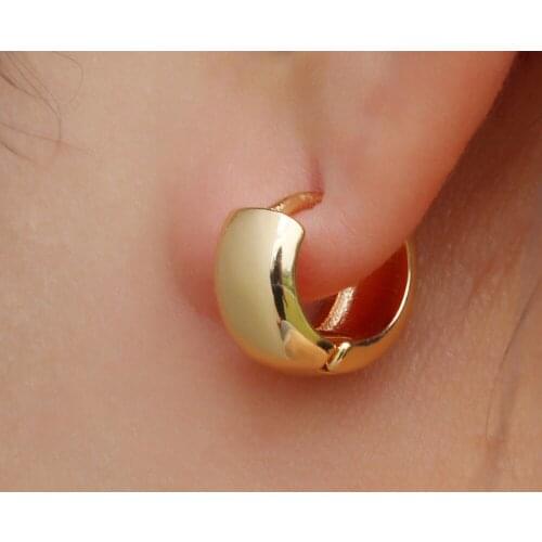 Simple and Exquisite Fashion Set of Earrings Noble and Elegant Temperament Jewelry Girls Party Wedding Holiday Gifts Wholesale