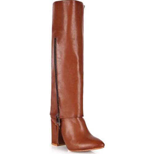 OBLAVION Alba Preferred Boot Model in Autumn and Winter Looks Very Impressive Thanks to its Rebellious and Feminine Stance