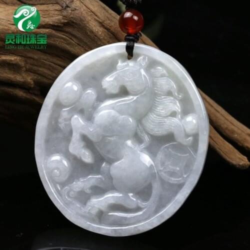 100% natural green jade Zodiac horse jade pendant twelve zodiac horse belongs immediately rich Pendant