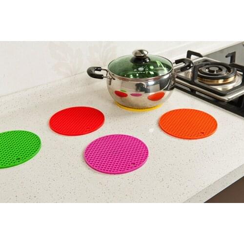 1pcs Colorful Round Non-Slip Heat Resistant Mat Coaster Cushion Placemat Pot Holder Table Silicone Mat Kitchen Accessories