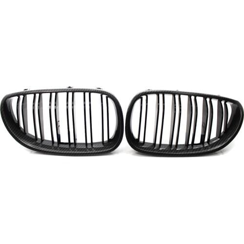 A Pair Carbon Fiber Look Front Kidney Grille Dual Slat Grill For BMW E60 E61 M5 5 Series 2003-2010 Racing Grills Car Accessories