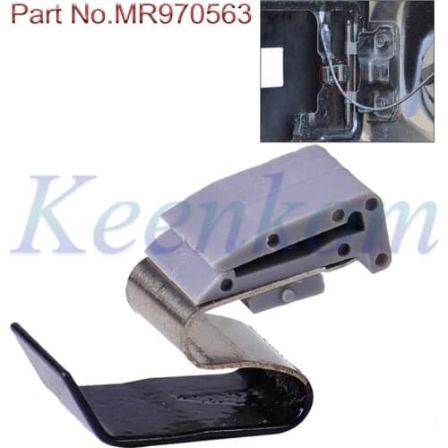 MR970563 MB642442 New Gas Fuel Door Tank Lid Spring Clip for Mitsubishi Montero Outlander Lancer Eclipse Galant Diamante 3000GT