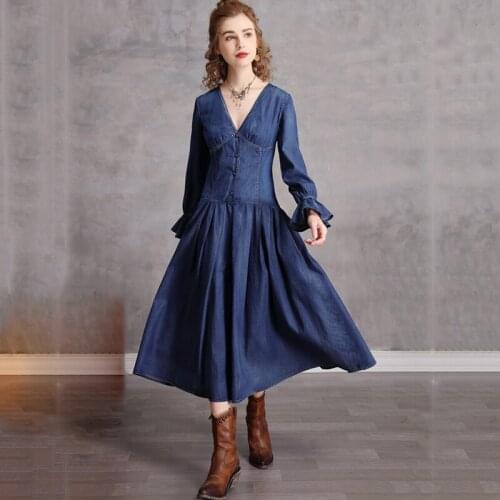 SeeBeautiful Vintage Pleated Stitching Loose A-line Denim Dress V-neck Flare Sleeve Button Woman Summer 2021 New Fashion E516