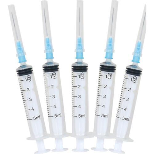 50 pcs 5 ml Plastic Sterile Syringe Dispensing Syringe With Pointed Tip Needle and Storage Cap independent packaging