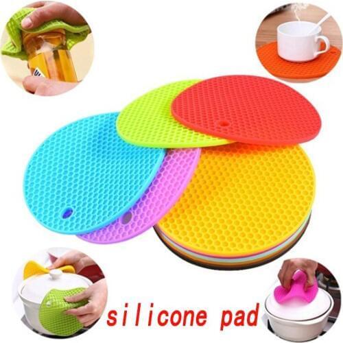 Silicone heat insulation pad honeycomb cushion round silicone table mat silicone non-slip pad