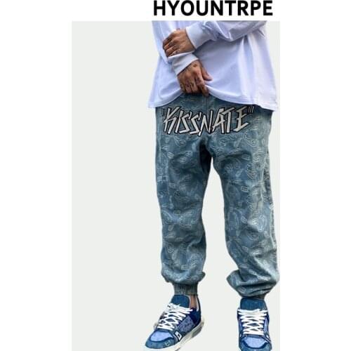 Hip Hop Loose Fit Elastic Waist Pants Fashion Embroidery Denim Ankle Pants Mens New Casual Drewstring Sportwear Pants Joggers