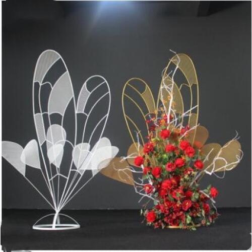 New style wedding props main table flowers flowers butterflies flowers outdoor wedding catwalk road decoration decoration