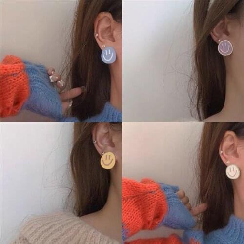 Acrylic Smiley Face Stud Earrings Sweet and Cute Girl Stud Earrings for Women Piercing Jewelry