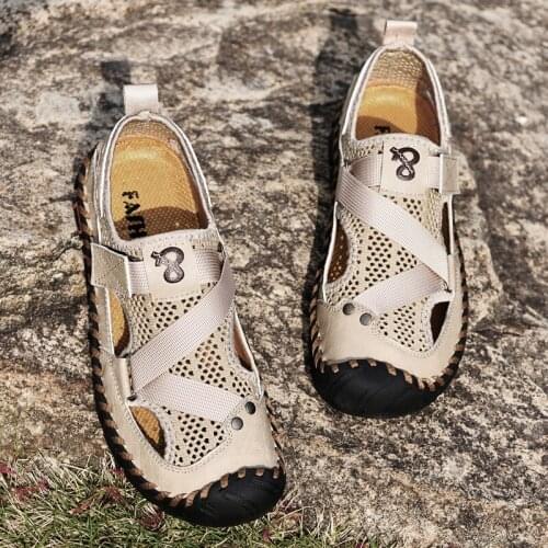 Man New Fashion Mesh Casual Shoes Male Summer Hollow Breathable Leisure Sports Shoes Masculino Outdoor Slip-on Climbing Sneakers