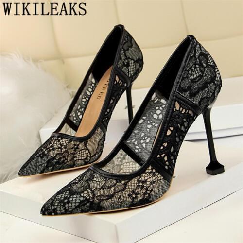 2020 Designer Pointed Toe Lace Shoes Woman High Heels Wedding Shoes Italian Euros Luxury Brand Ankle Strap Valentine Shoes Women