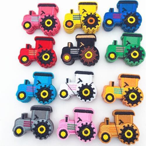 120Pcs/Set Cartoon Car Patch Iron-On /Sew-On Embroidered DIY Applique Motif 4.5x6cm