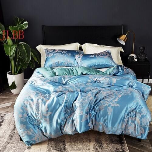 Winter comforter Jacquard bed quiltes New Patchwork duvet elegant home bed comforter 220*240cm beige bed linens king queen size