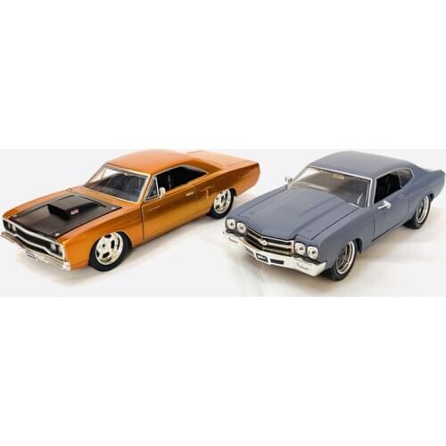 Diecast 1:24 Scale Chevrolet SS Plymouth 1970 Vintage Alloy Car Model Metal Collection Vehicle Ornaments Decorations Display Toy