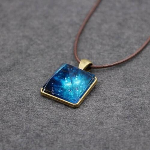 Creative Starry Pyramid-shaped Gold Necklace For Women Female Party Jewelry Gift Elegant Glow In The Dark Chain Pendant Necklace