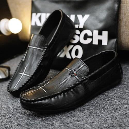 Luxury Men Casual Shoes Italian Men Loafers Moccasins Slip On Mens Flats Breathable Hollow Out Male Driving Shoes