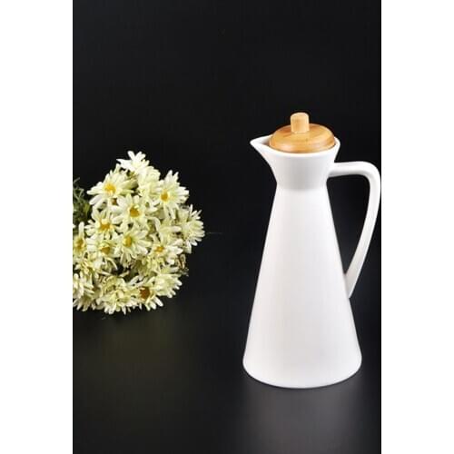 Small Size Pramit Porcelain Oil Vinegar Bottle
