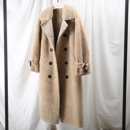 Female medium slim sheep fur collar fur coat Women Lamb fur coat Casual style Granular fleece coat with composite fur