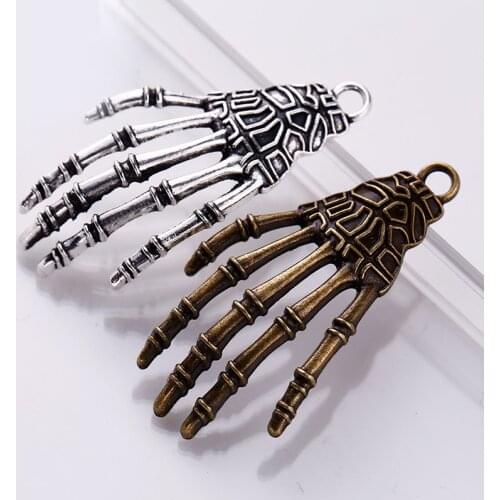 5 Pieces/Lot 20*44mm Alloy Skull Palm DIY Jewelry Accessories Retro Pendant Necklace Charms For Jewelry Making