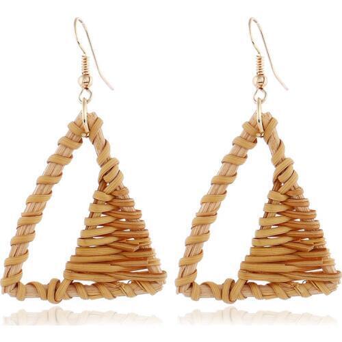 Fashion Creative Personality Exquisite Rattan Hand Knit Cutout Triangle Pendant Earrings Women Elegant Party Jewelry Earrings