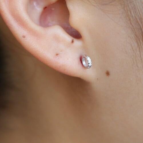 100% 925 silver minimalist love circle shaped Geometry Square Shiny delicate cute round cz earring fashion small earring kids