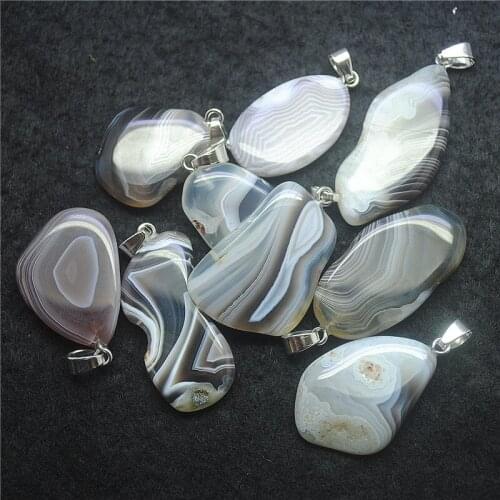 8PCS Women Nature Boswanna Agate Stone Pendants Irregular Shape Size About 20-25MM Fashion DIY Beads Accessories Top Sells
