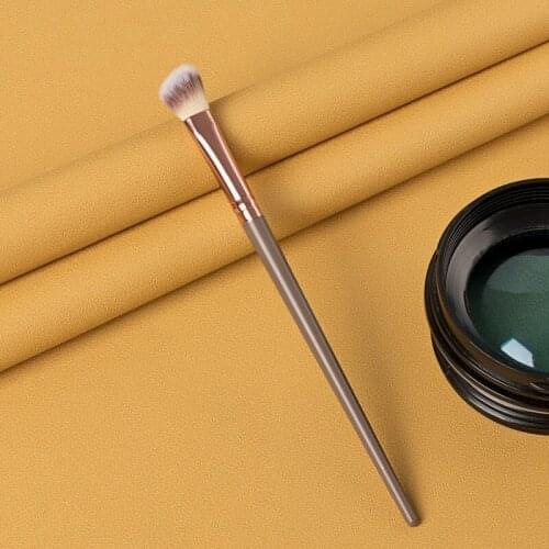 Professional Eyeshadow Eye Makeup Brush Set Shadow Brush Highlighter Powder Foundation Blush Single Brush Beauty Tools