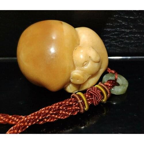 TN1467 - 20 Years Old 1.6" Hand Carved Japanese Tagua Nut Netsuke Figurine : Pig
