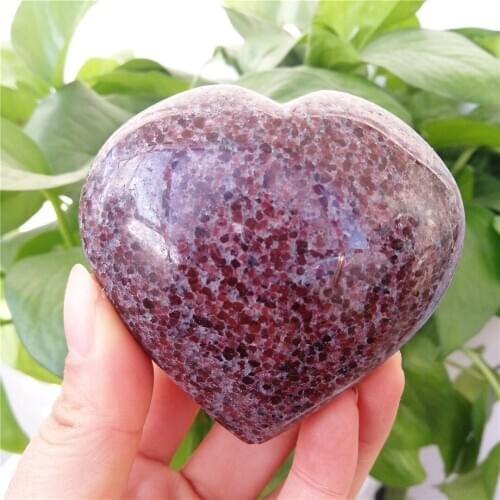 Natural rough Garnet crystal stone Raw semiprecious Tumbled stone carved heart shape stone for home decor 1pc