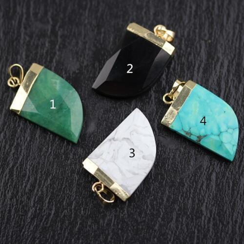Wholesale Natural Gems Stone Horn Shape Healing Pendant,Golden Plated Bail Charms Necklace Jewelry