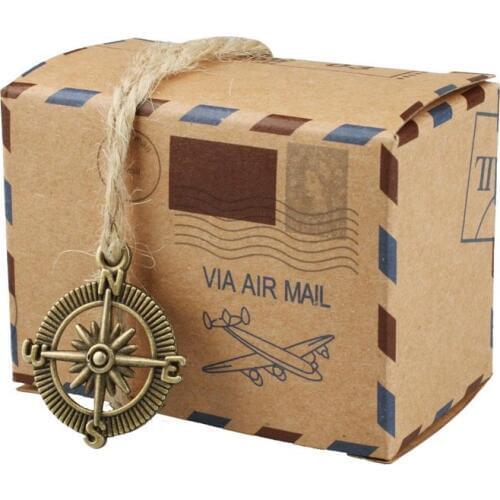 50pcs Vintage Via Air Mail Global Paper Candy Box with Metal Compass Global envelope Cake Box Bomboniera Sachet Wedding decor