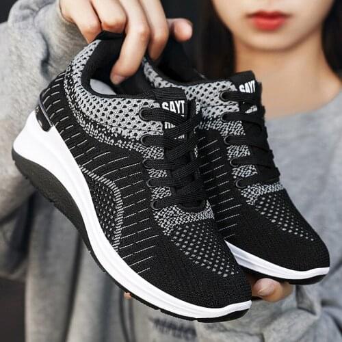 HJUNJIE Walking Shoes