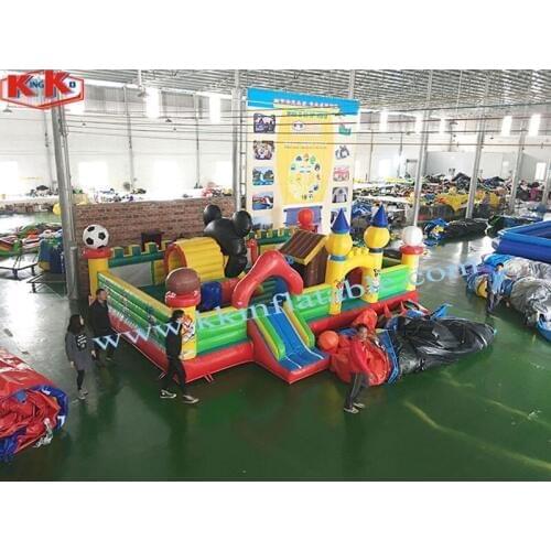 Sport theme inflatable bouncy playground inflatable bouncer with slide