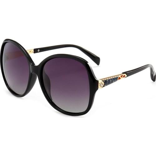 New Classic Elegant Light Sunglasses Ladies Womens Fashion Polarized Sunglasses High Quality Women Fashion