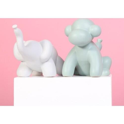 Nordic Creative Ceramic Monkey Elephant Animal Decoration Living Room TV Cabinet Home Decoration Decoration New Couple Gift