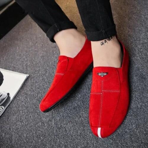Men Casual Shoes Fashion Slip-On Moccasin Driving Shoes Soft Comfortable Breathable Flats Sneakers Black Gray Red Loafers 2021