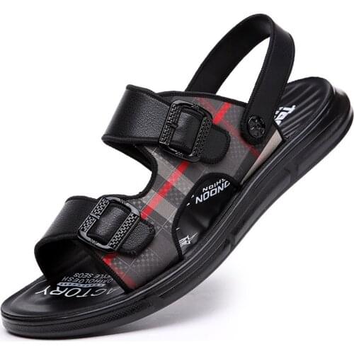 2021 New Arrival Summer Fashion Beach Sandals Men Breathable Sandals High Quality Outdoor Non-Slip Men Casual Walking Shoes