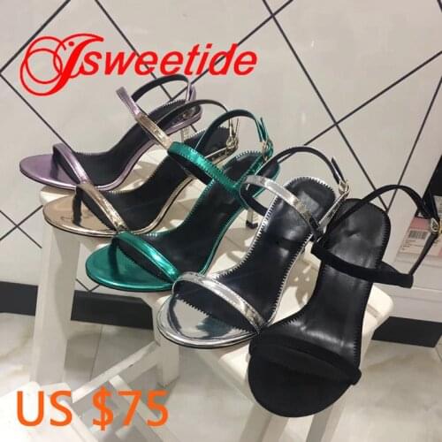 Luxury Brand strappy Women sandals New Arrival Metal patent leather heels Word band designer summer Stylish simplicity sandals