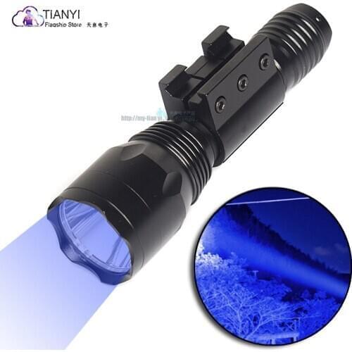 Strong light long shot 10000 lumens concentrating LED flashlight blue/red/green tactical rail fixture 18650 battery flashlight