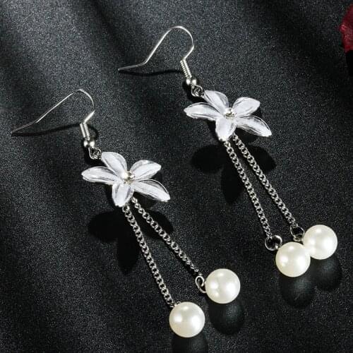 2021 Japan and South Korea Hot Sale New Pearl Flower Retro Long Earrings Ladies Net Celebrity Explosion Tassel Jewelry Gift