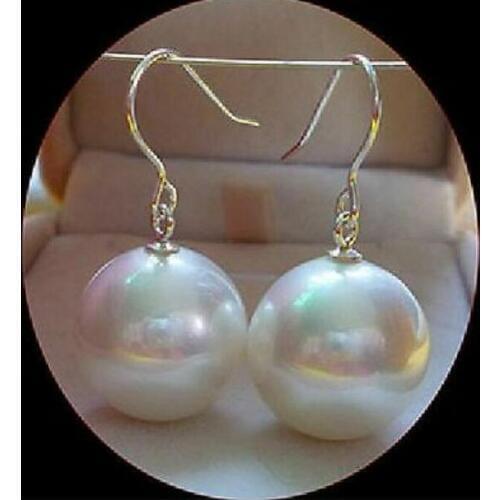 Beautiful 12MM White SHELL PEARL Earrings