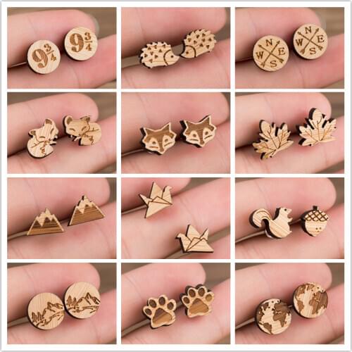 Handmade Round World Map Earrings Stud for Women Kids Natural Geometric Wooden Ear Jewelry Fox Leaf Earings Gift Wholesale