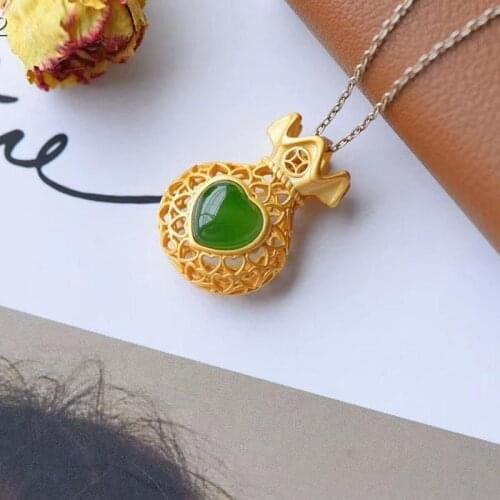 Natural Hetian Jasper purse heart-shaped pendant necklace Chinese style antique palace style hollowed out womens silver jewelry