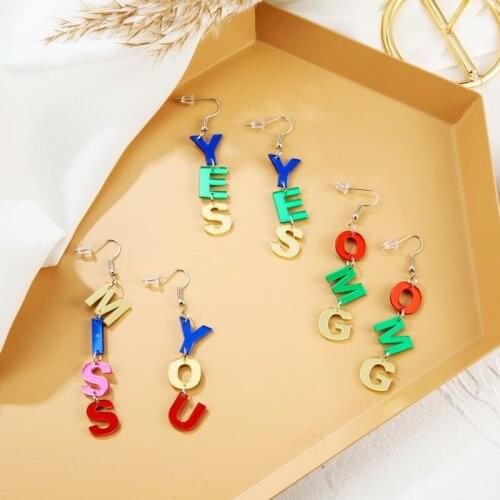 Romantic Valentines Day Multicolored Letters LOVE QUEEN OMG Heart Asymmetric Acrylic Earrings For Women Girl Jewelry E21005