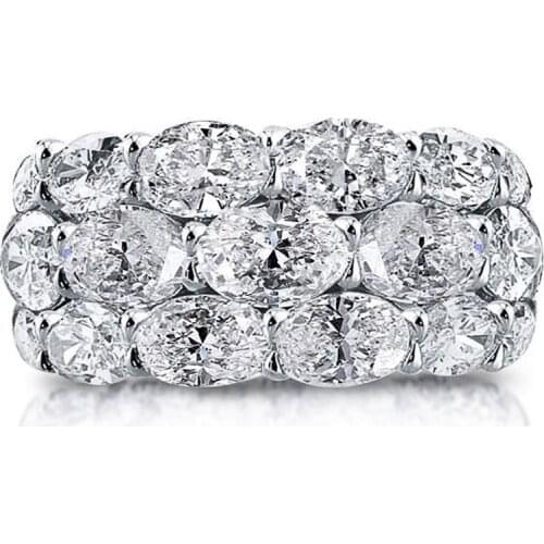New Bling Bling Womens Wedding Rings with Oval Cubic Zirconia Crystal Shiny Accessories for Party Jewelry Statement Ring
